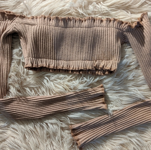 AYAI Tiiu top - Picture 2 of 5